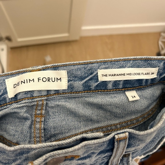 NWOT Denim Forum “ The Marianne Mid Rise Loose 28L” size 24 - Picture 5 of 5